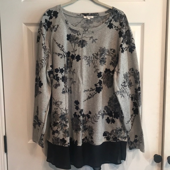 Maurices Tops - Maurice’s brand size 2 pullover tunic length top